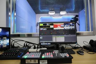 繼續教育學院智慧演播室正式啟用，開啟數字內容制作服務新篇章